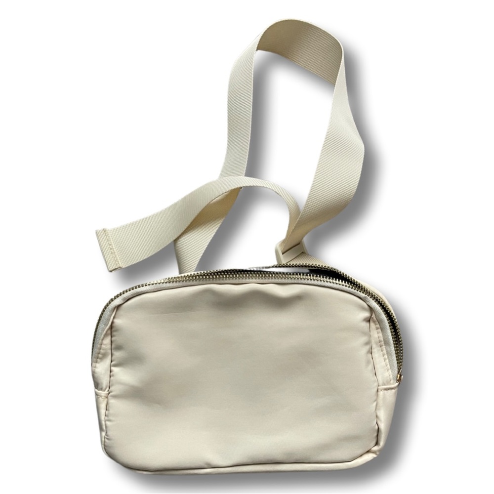 Like New Cream Belt Bag